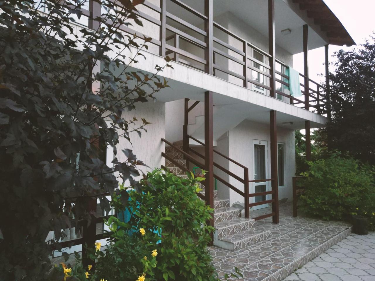 Guest House Leto Dolinka Exterior foto